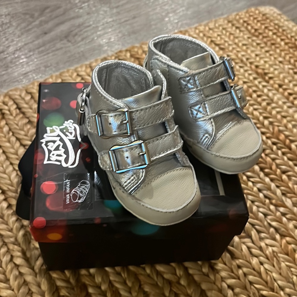 Ash kids buckle boots 3-6months